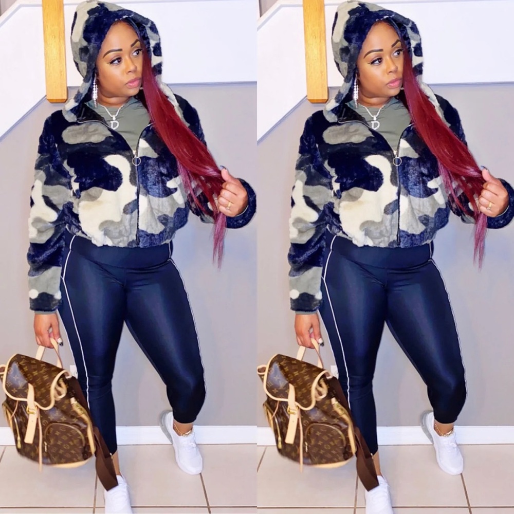 NEW - Gorgeous army fur jacket